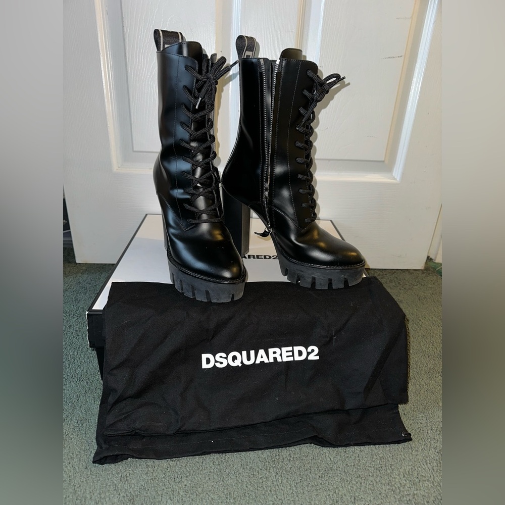 DSQUARED2 Black Heeled Lace-Up Boots